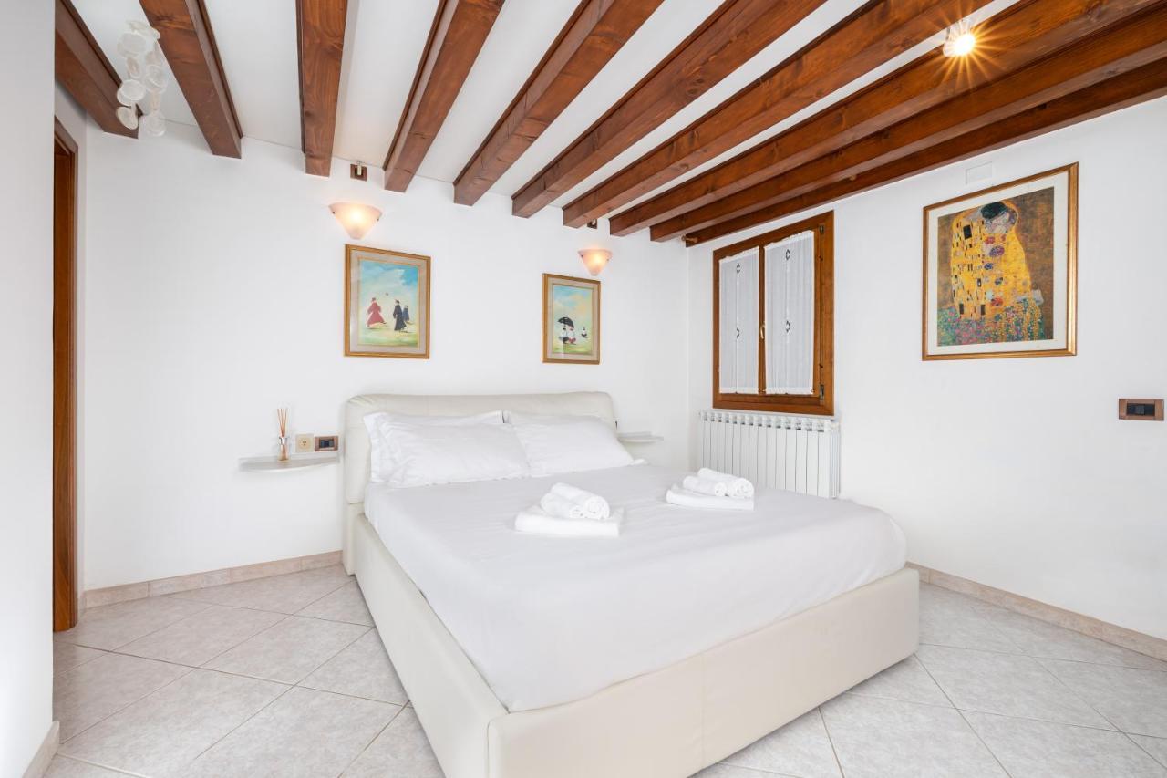 Ca Giardini Apartments In Biennale By Bricola Apartments Βενετία Εξωτερικό φωτογραφία