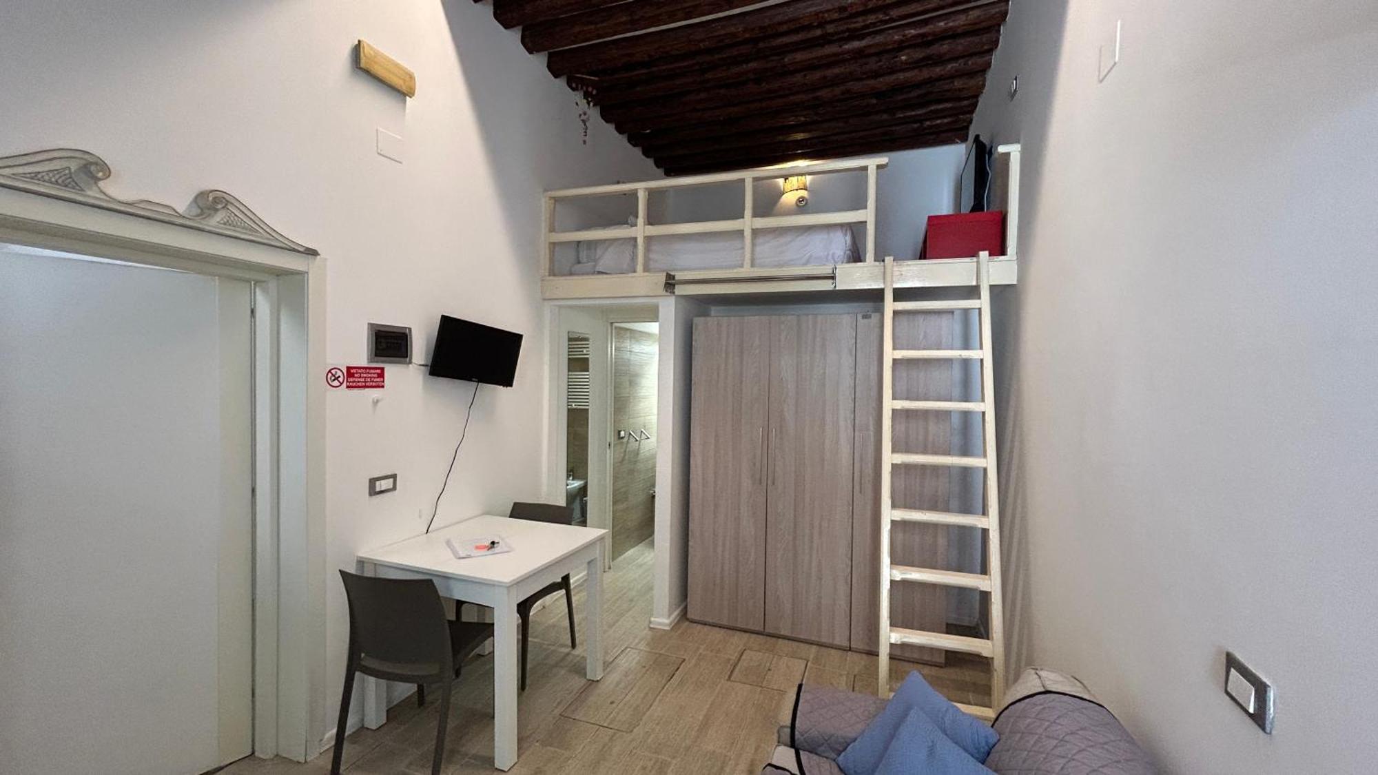 Ca Giardini Apartments In Biennale By Bricola Apartments Βενετία Εξωτερικό φωτογραφία